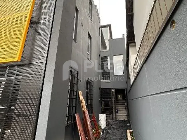 Prédio para alugar, no bairro Vila Dom Pedro II em São Paulo