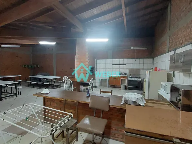 Prédio à venda, no bairro Scharlau em São Leopoldo
