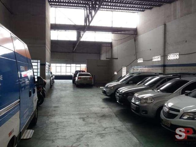 Prédio com 1000m², à venda, no bairro Lapa em São Paulo