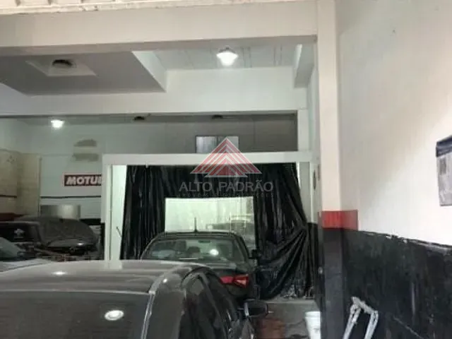 Prédio com 259m², à venda, no bairro Jardim Haydee em Mauá