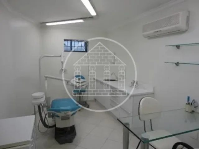 Prédio com 200m², à venda, no bairro Jardim Francisco Mendes em São Paulo