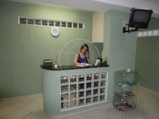 Prédio com 200m², à venda, no bairro Jardim Francisco Mendes em São Paulo