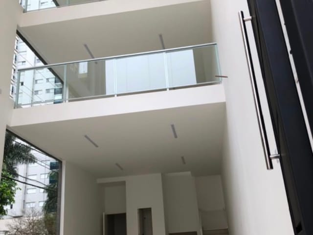 Prédio com 238m², para alugar, no bairro Indianópolis em São Paulo