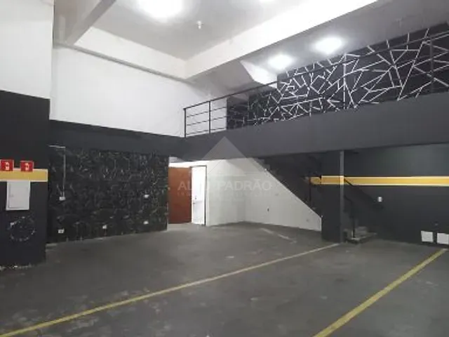 Prédio com 220m², à venda, no bairro Vila Nossa Senhora das Vitórias em Mauá