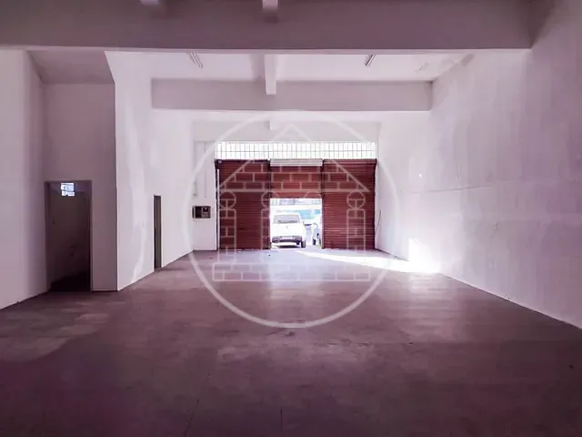 Prédio com 230m², para alugar, no bairro Jardim São Bernardo em São Paulo