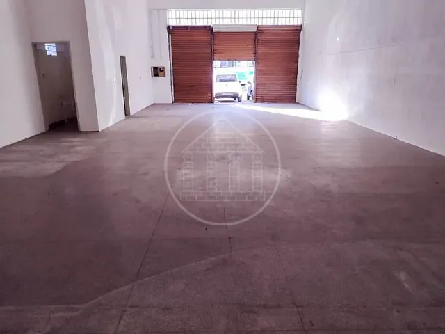 Prédio com 230m², para alugar, no bairro Jardim São Bernardo em São Paulo