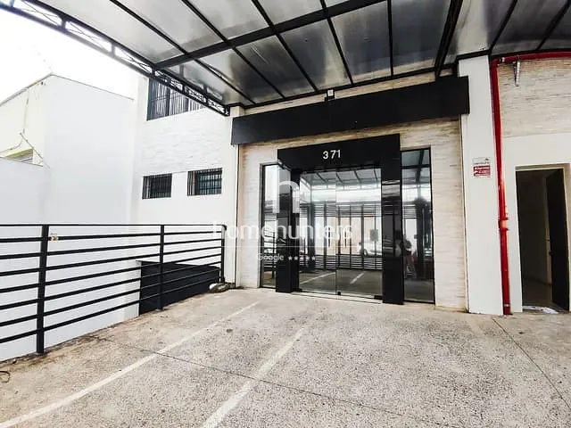 Prédio com 652m², para alugar, no bairro Jardim do Trevo em Campinas