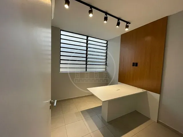 Prédio com 334m², para alugar, no bairro Vila Olímpia em São Paulo