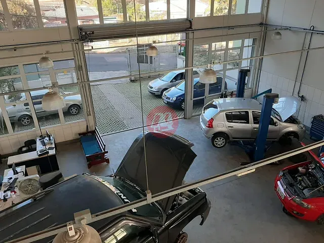 Prédio com 189m², à venda, no bairro Cristo Redentor em Porto Alegre