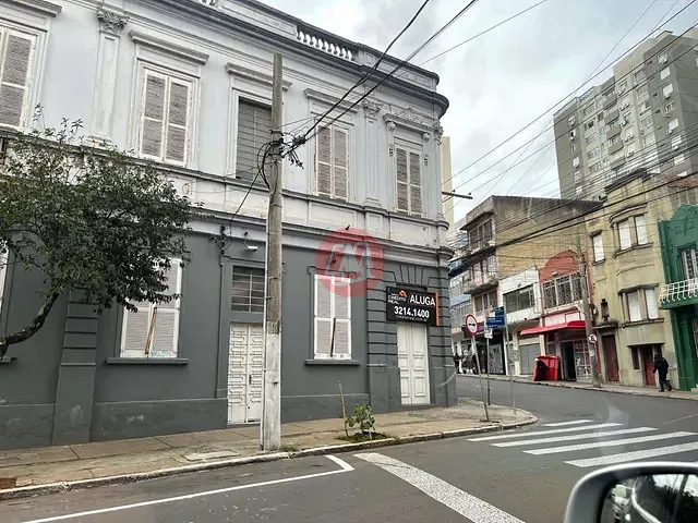 Prédio com 200m², para alugar, no bairro Floresta em Porto Alegre