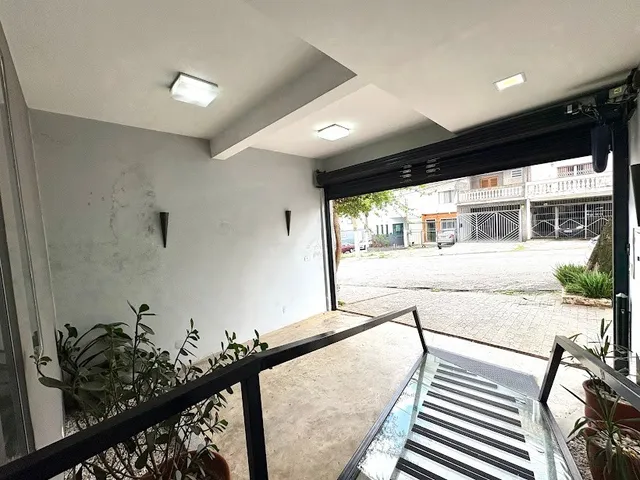 Prédio com 250m², à venda ou para alugar, no bairro Cambuci em São Paulo