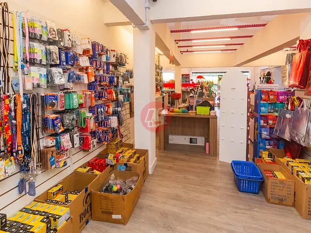 Prédio com 876m², à venda, no bairro petropolis em Porto Alegre
