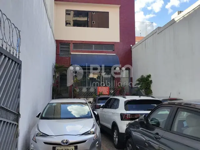 Prédio à venda, no bairro Santana em São Paulo