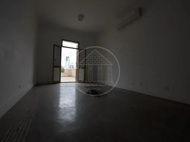 Prédio com 1200m², à venda ou para alugar, no bairro Vila Olímpia em São Paulo