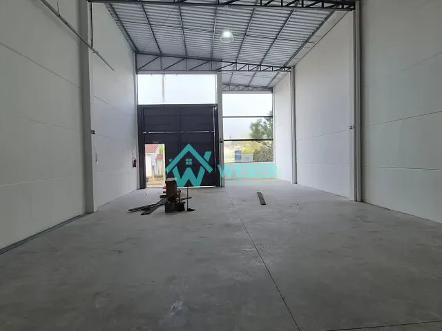 Prédio para alugar, no bairro Rincão em Novo Hamburgo