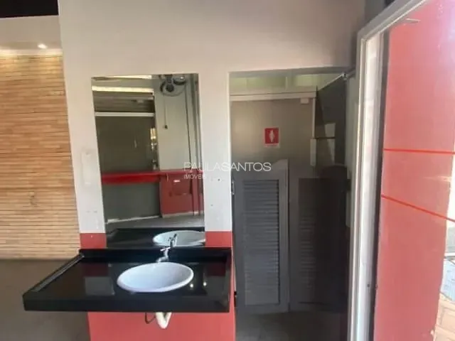 Prédio com 150m², à venda, no bairro Vila Hortência em Sorocaba
