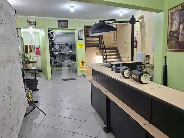 Prédio à venda, no bairro Liberdade em São Paulo