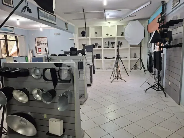 Prédio à venda, no bairro Liberdade em São Paulo