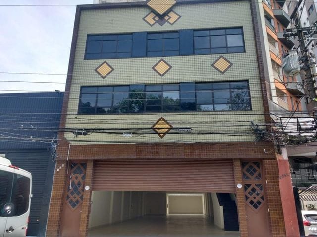 Prédio com 980m², para alugar, no bairro Vila Gomes Cardim em São Paulo