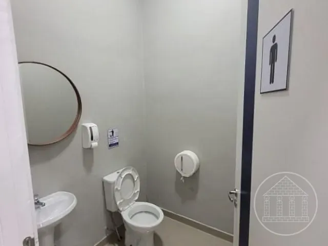 Prédio com 163m², à venda, no bairro Parque Brasil em São Paulo