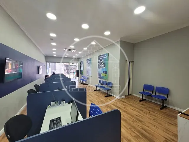 Prédio com 163m², à venda, no bairro Parque Brasil em São Paulo