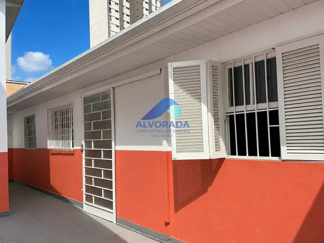 Prédio com 10m² 1 quarto e 1 banheiro, para alugar, no bairro Vila Adyana em São José Dos Campos