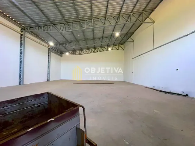 Prédio para alugar, no bairro Lago Azul em Estância Velha