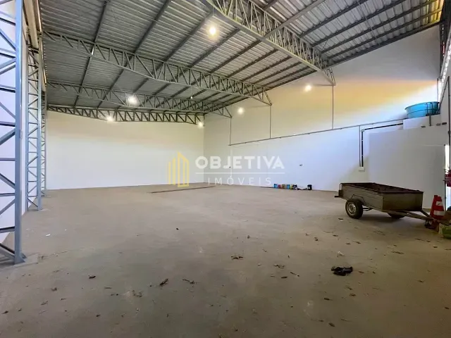 Prédio para alugar, no bairro Lago Azul em Estância Velha