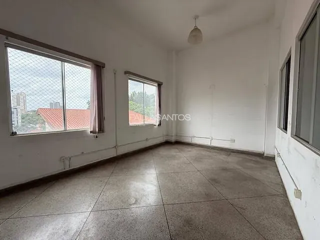 Prédio à venda ou para alugar, no bairro Parque Campolim em Sorocaba