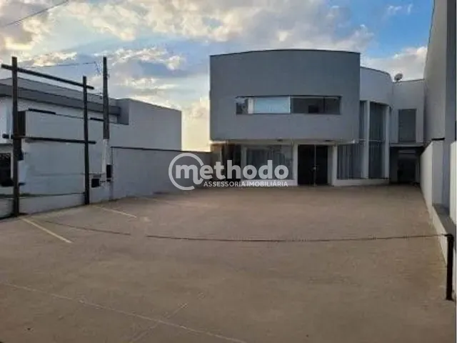 Prédio com 360m², para alugar, no bairro Swiss Park em Campinas