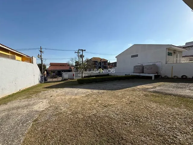 Prédio para alugar, no bairro Jardim Santa Rosália em Sorocaba