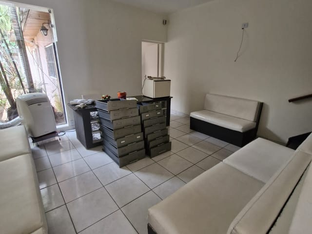 Foto do Prédio - Casa comercial para venda em Vila Romana, 150m² | Lares e Andares Imóveis