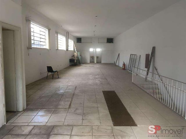 Prédio com 900m², para alugar, no bairro Limão em São Paulo