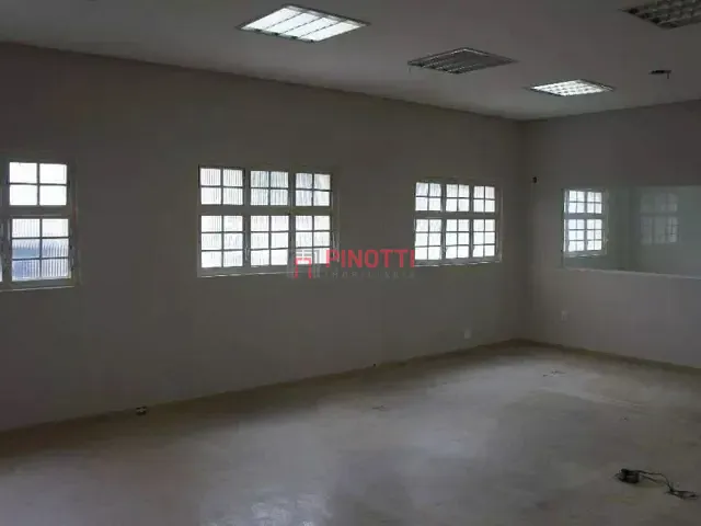 Prédio para alugar, no bairro Baeta Neves em São Bernardo do Campo