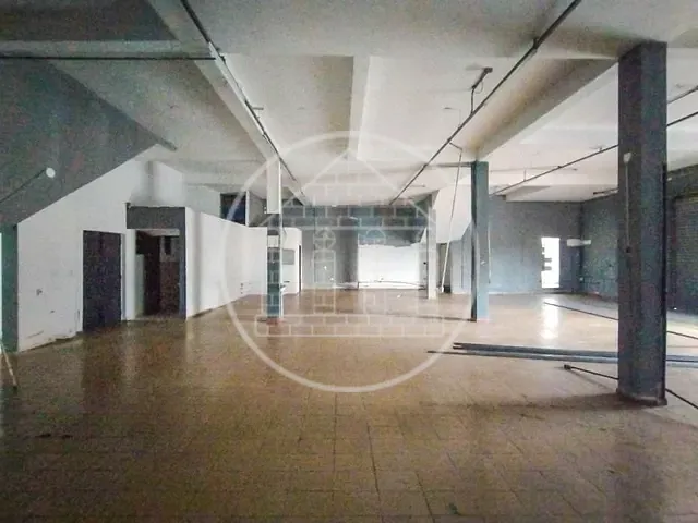 Prédio com 597m², para alugar, no bairro Jardim Floresta em São Paulo
