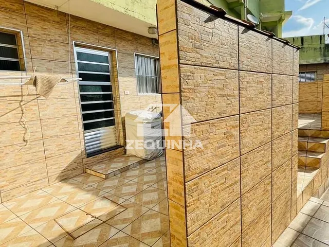 Prédio com 400m² 21 quartos e 17 banheiros, à venda, no bairro Jardim Umuarama em Osasco