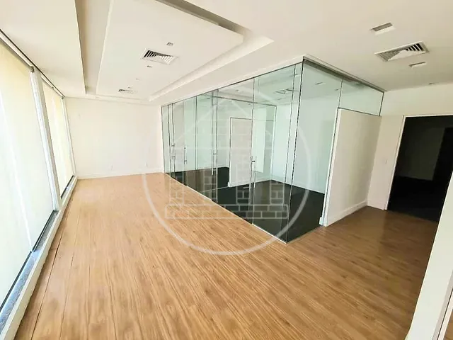 Prédio com 871m², à venda ou para alugar, no bairro Socorro em São Paulo