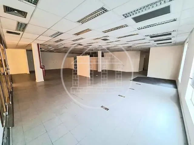 Prédio com 871m², à venda ou para alugar, no bairro Socorro em São Paulo