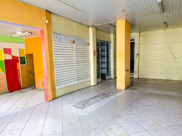 Prédio com 135m², à venda, no bairro Centro em Pelotas