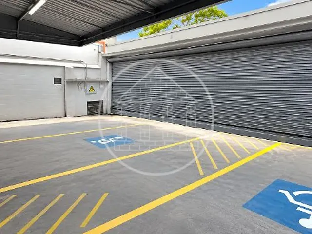Prédio com 400m², para alugar, no bairro Santo Amaro em São Paulo