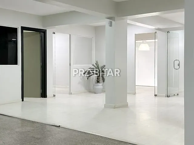 Prédio com 462m², para alugar, no bairro Lapa em São Paulo