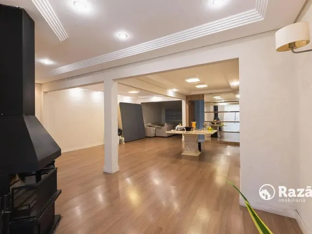Casa para alugar, no bairro Mercês em Curitiba