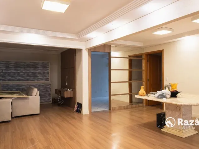 Casa para alugar, no bairro Mercês em Curitiba