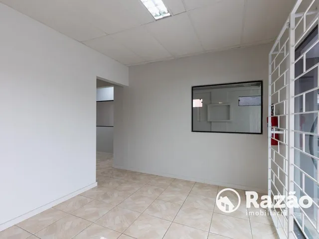 Prédio para alugar, no bairro São Lourenço em Curitiba