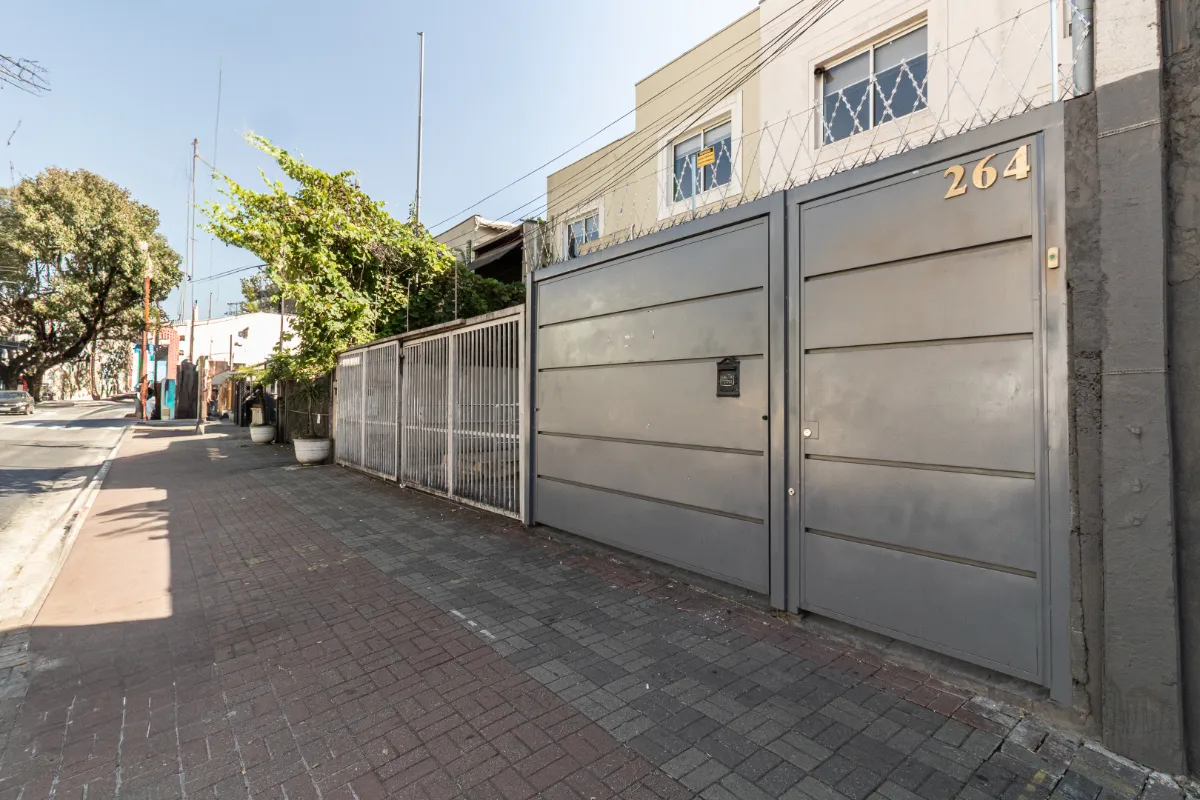 Casa comercial para venda em Água Branca, 300m²