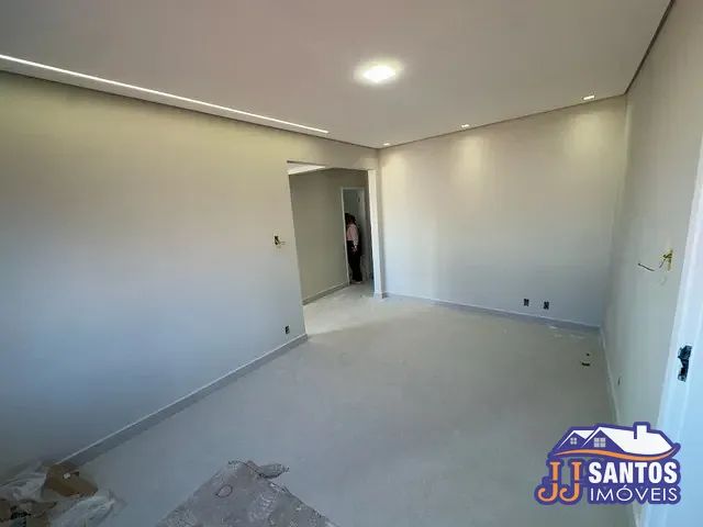 Prédio com 255m², à venda, no bairro Vila Bertioga em São Paulo