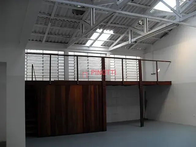 Prédio para alugar, no bairro Vila Mussolini em São Bernardo do Campo