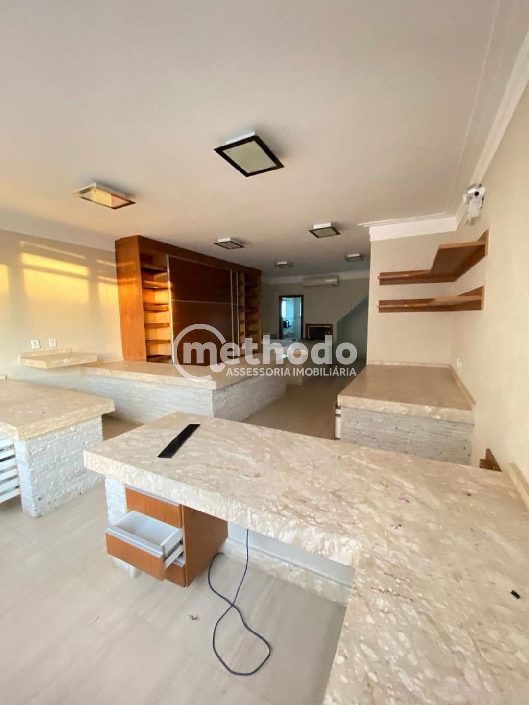 Prédio Inteiro, 247 m² - Foto 2