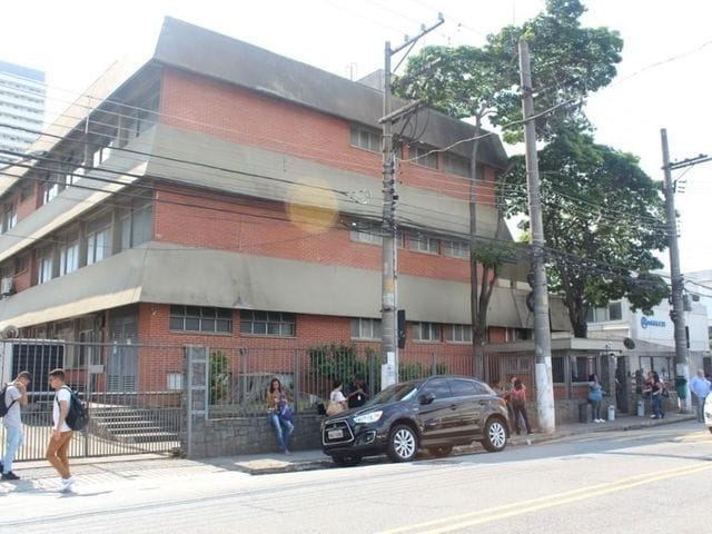 Prédio com 3009m², à venda ou para alugar, no bairro Várzea da Barra Funda em São Paulo