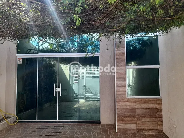 Prédio com 160m², à venda, no bairro Jardim Campos Verdes em Hortolândia